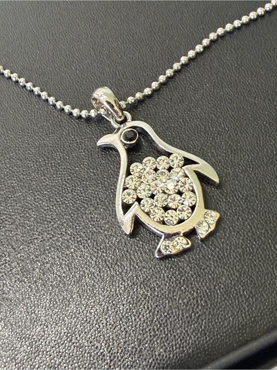 Vintage Jewelry - Penguin Crystal Silver Toned Necklace w Pendant Necklace 16" Ball Chain